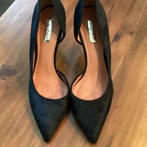 Seychelles Black Pointed-Toe Suede Pumps